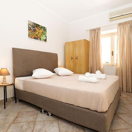Apartamento Feidiou 1, Vol I Aegina Exterior foto